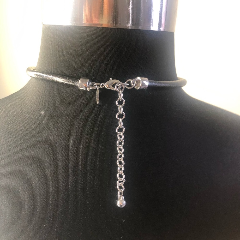 Chico’s silver and black necklace - Picture 2 of 2